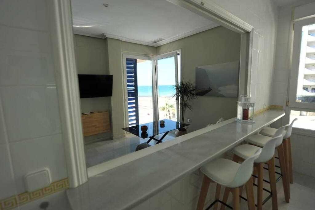 Preciado Apartamento Con Vistas Frontales Al Mar Cádiz Exteriör bild